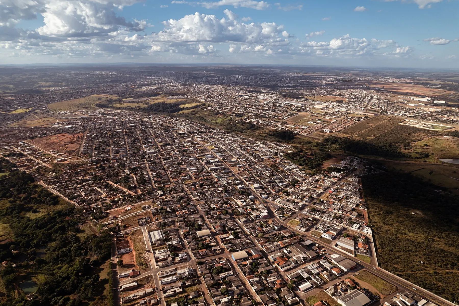 Vista aérea da cidade de Anápolis, em Goiás